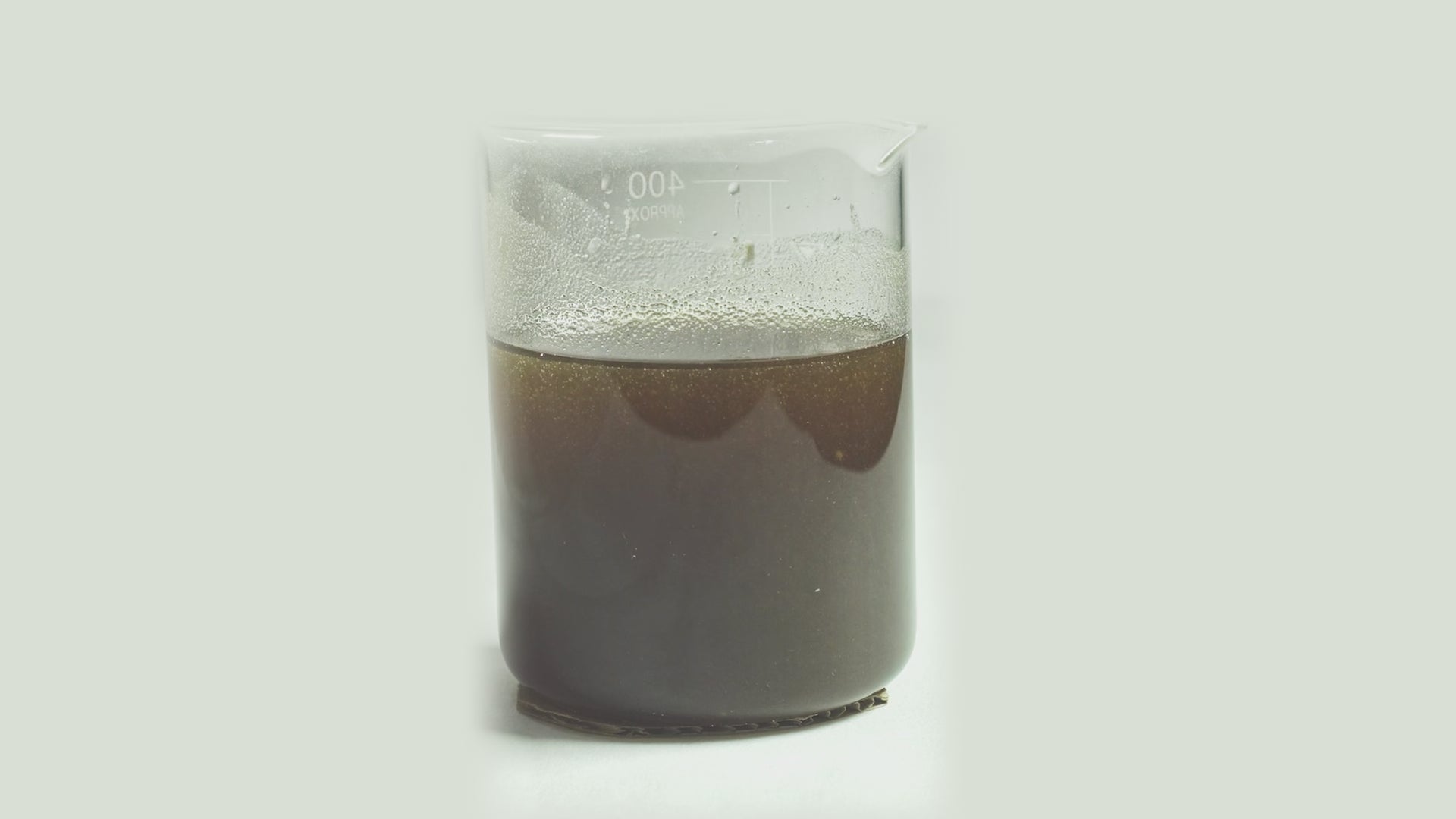加载视频：
